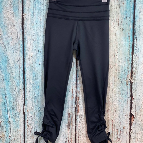 FREE PEOPLE NWOT Black Swerve Tie Ankle Leggings - Picture 10 of 16
